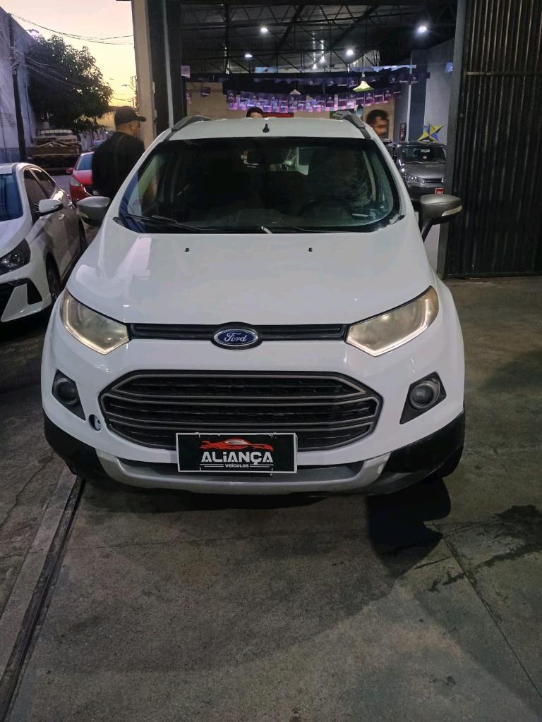 Ford Ecosport EcoSport FREESTYLE 1.6 16V Flex 5p 2014