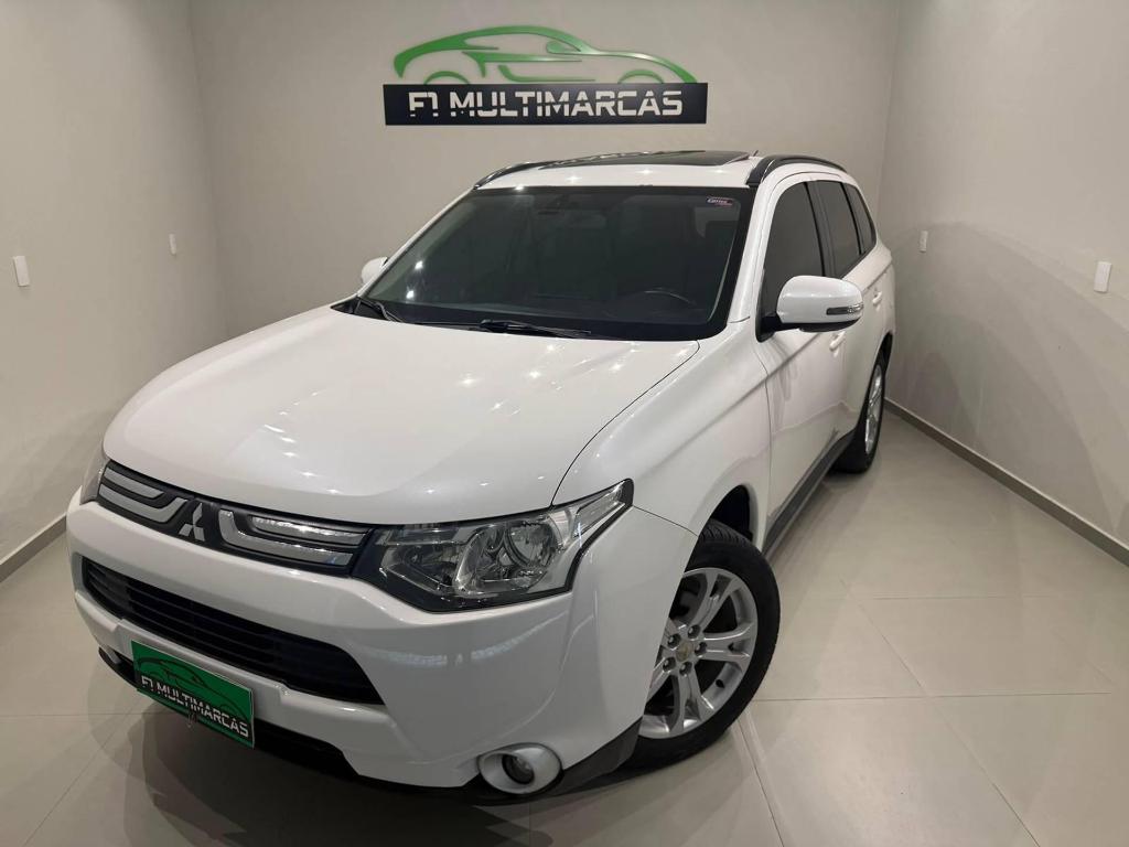 Mitsubishi Outlander OUTLANDER 2.0 16V 160cv Aut. 2015