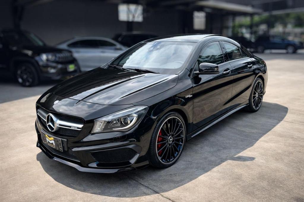 Mercedes Cla-class