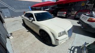 Foto do veículo Chrysler 300 C 5.7 V8 Hemi