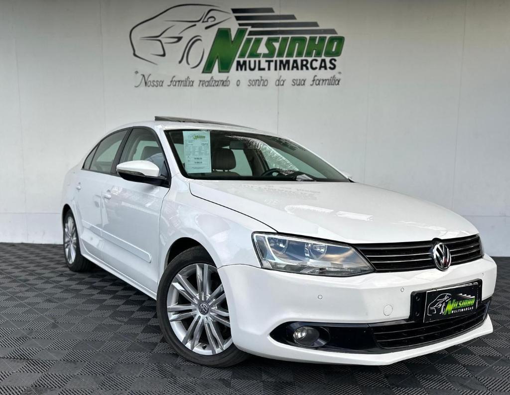 Volkswagen Jetta COMFORTLINE 2.0 8V FLEX 2013
