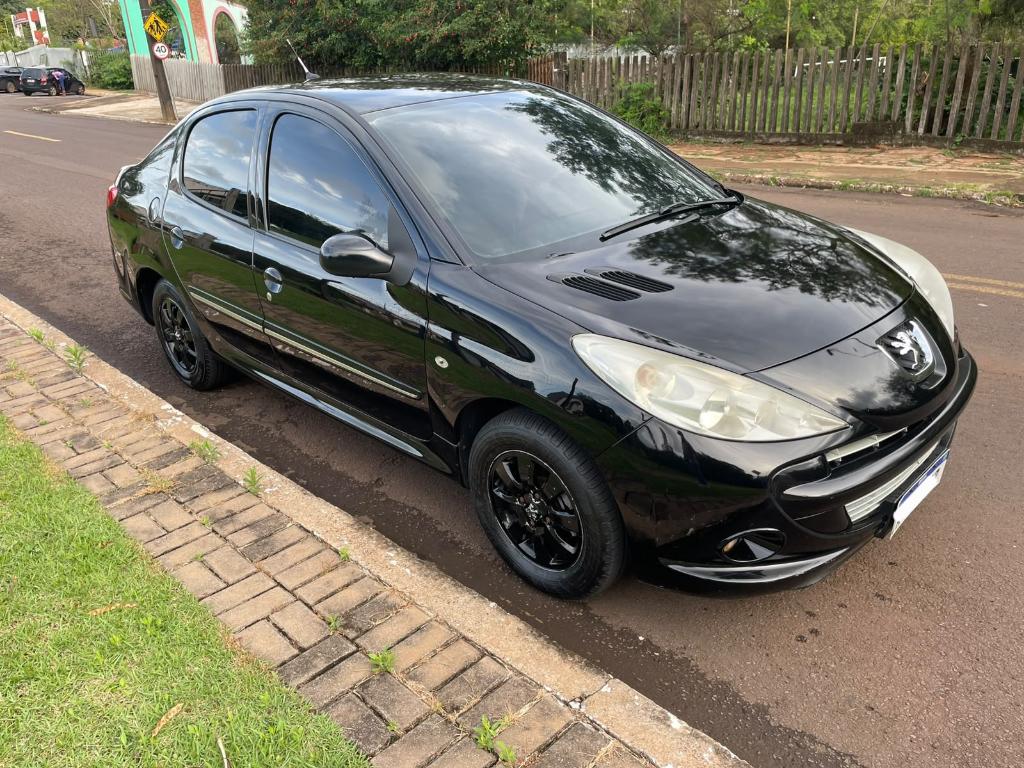 Peugeot 207 1.4 XR PASSION SPORT 8V FLEX 4P MANUAL 2012
