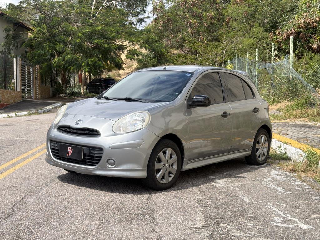 Nissan March MARCH SR 1.6 16V FLEX FUEL 5P 2012