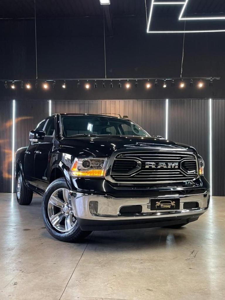 Ram 1500 1500 LIMITED 5.7 CD 4x4 Aut. 2023