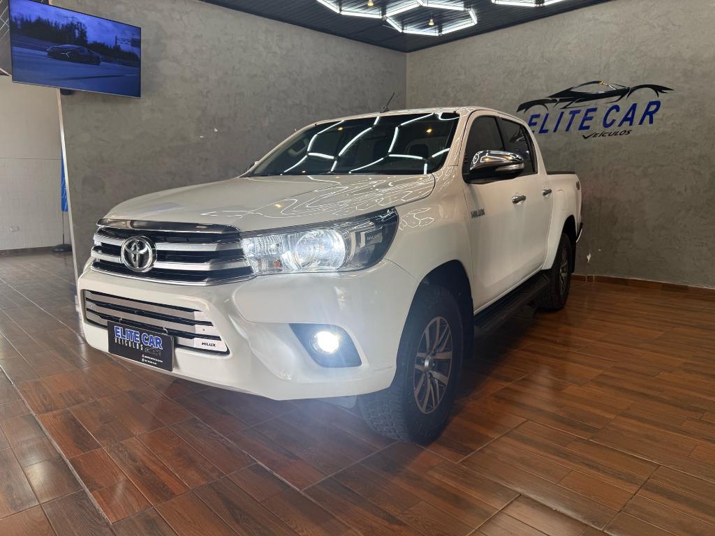 Toyota Hilux CD SRV 4X4 2.8 TDI DIESEL AUT. 2017
