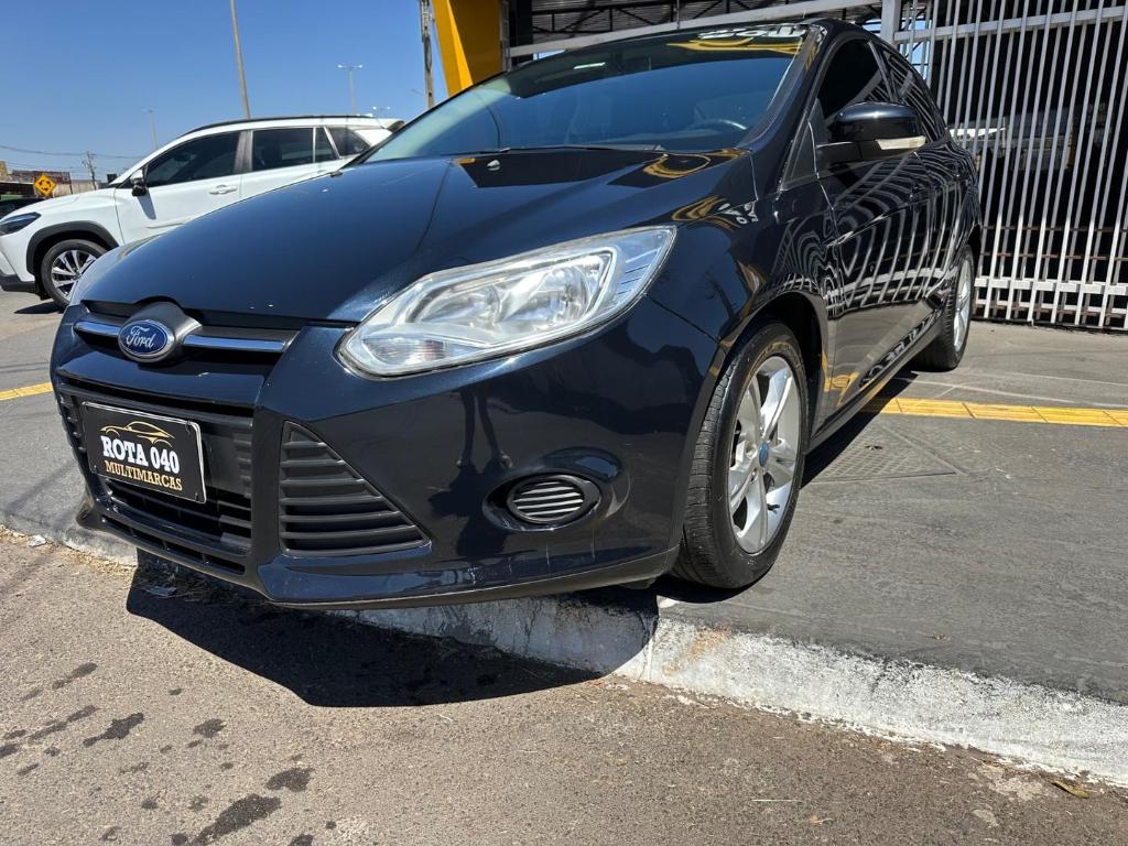 Ford Focus 2.0 SE PLUS 16V FLEX 4P POWERSHIFT 2014