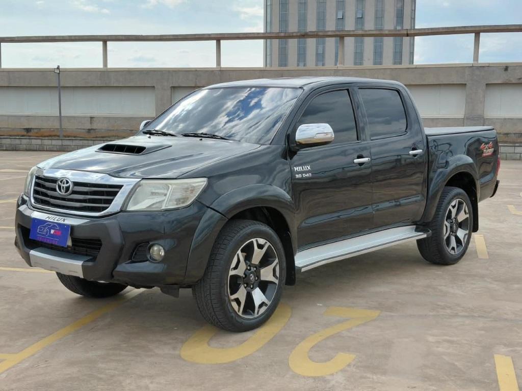 Toyota Hilux HILUX CD SRV D4-D 4X4 3.0 TDI DIESEL AUT 2013