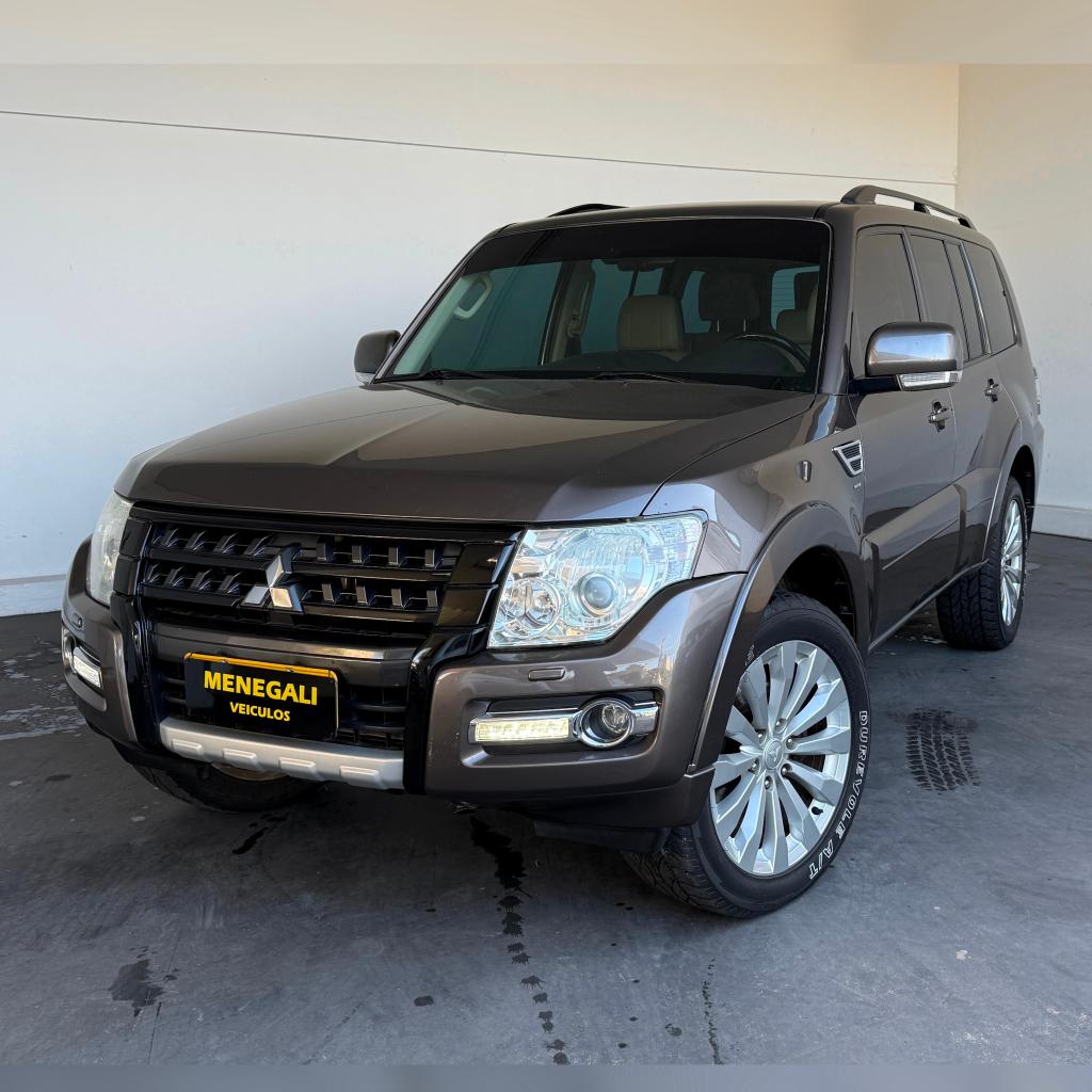 Mitsubishi Pajero 2016