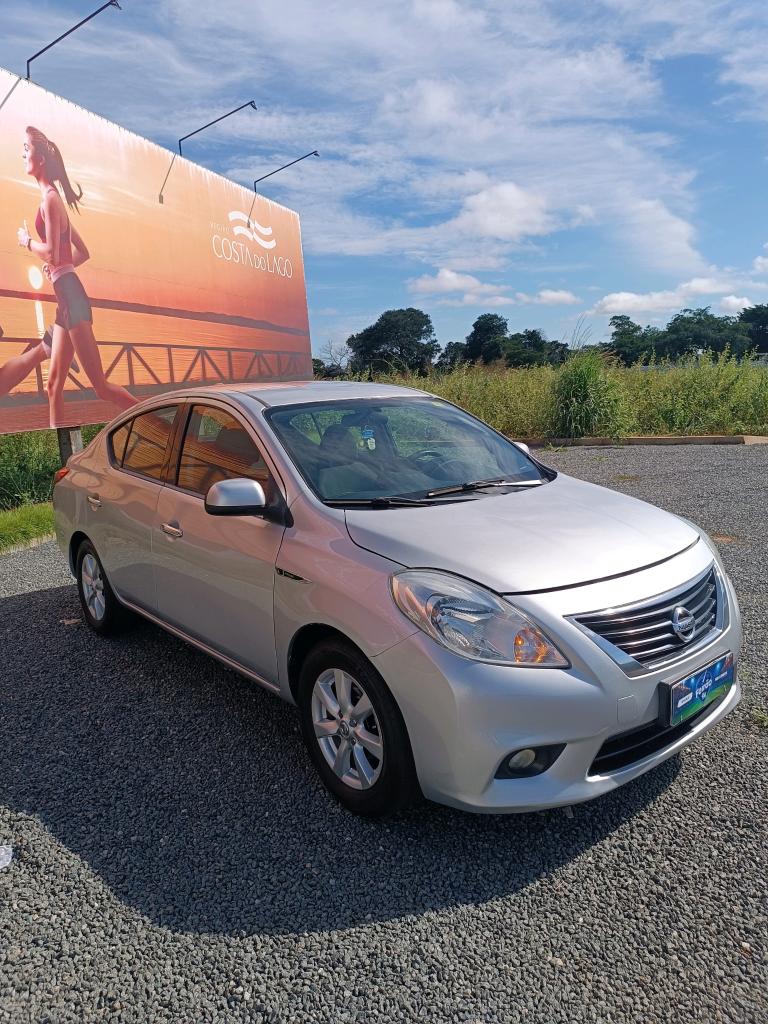 Nissan Versa 2014