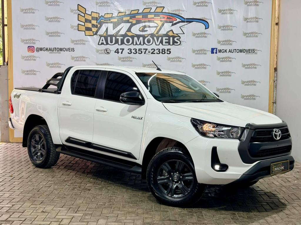 Toyota Hilux Hilux CD SR 4x4 2.8 TDI Diesel Aut. 2025