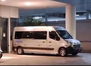 Foto do veículo Renault Master 2.3 L3h2 Minibus 16l Executive