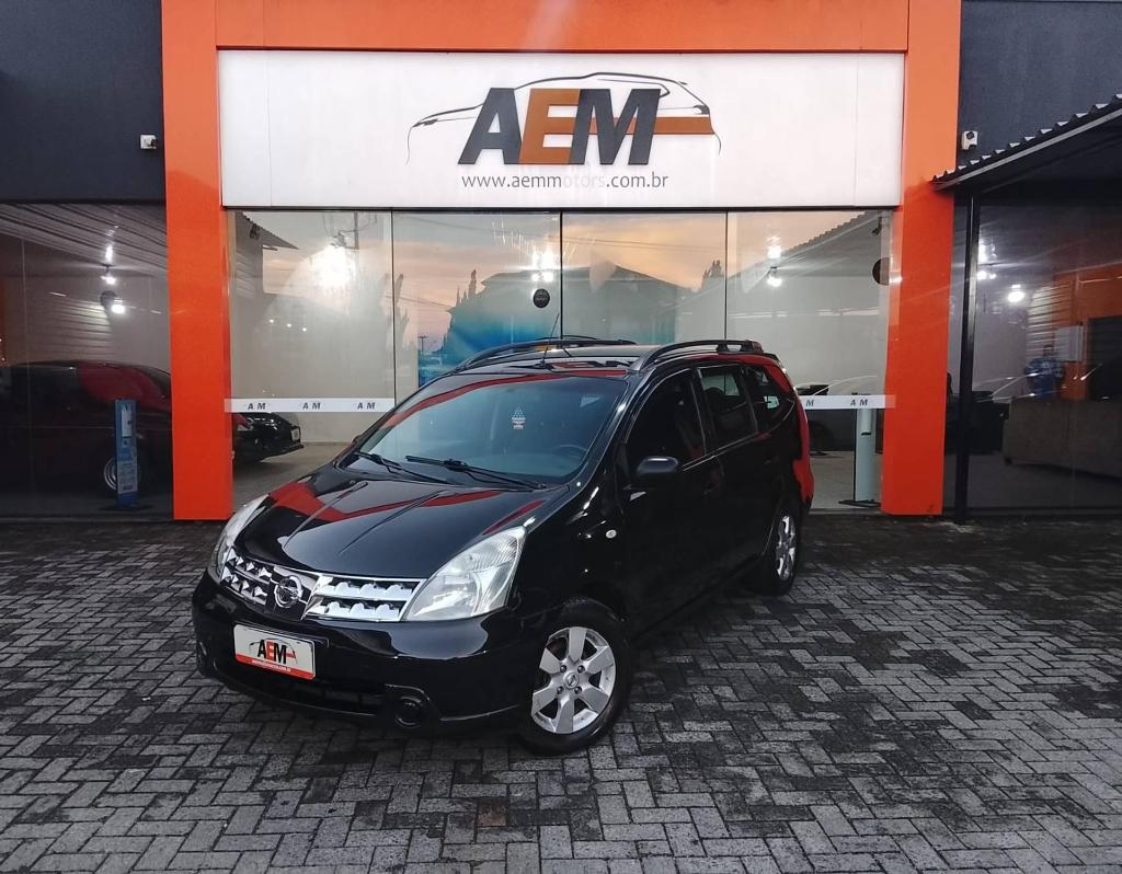 Nissan Grand Livina 2012